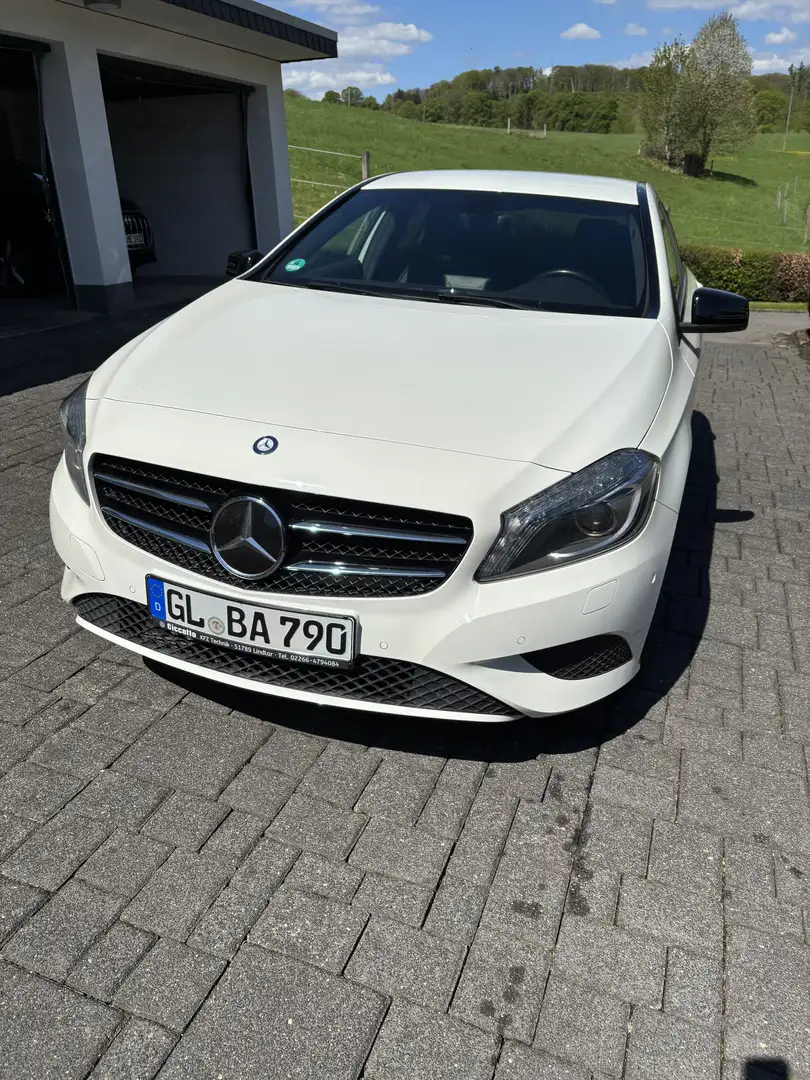 Mercedes-Benz A 180 A 180 BlueEfficiency (176.042) Weiß - 2