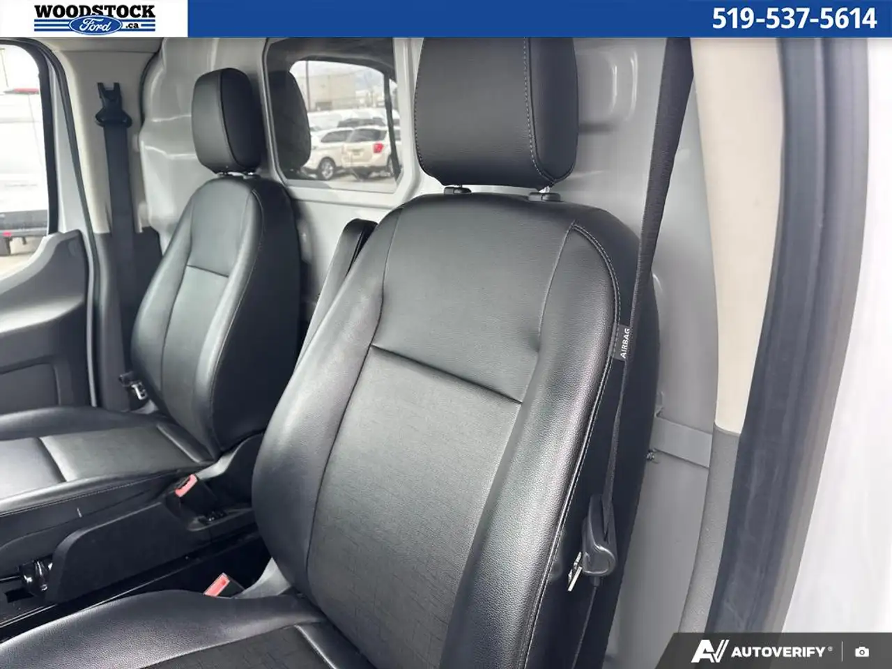 Ford Transit Cargo Van снимка Ford Transit Cargo Van