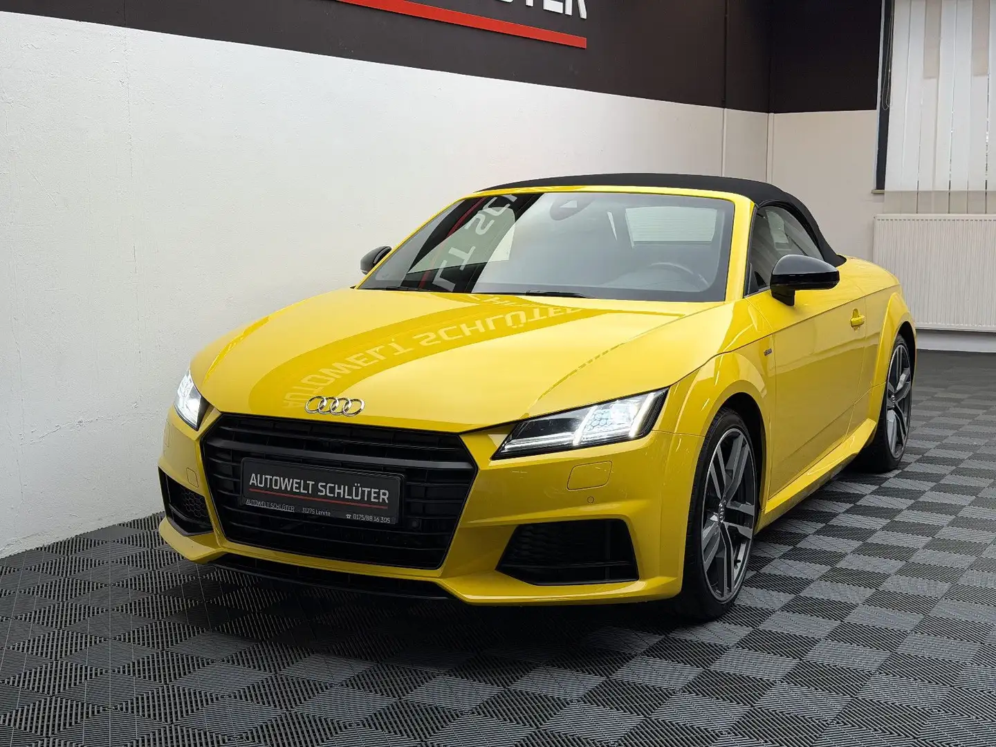 Audi TT Roadster S-Line Navi*PDC*LED*SHZ*Virtual* Gelb - 2