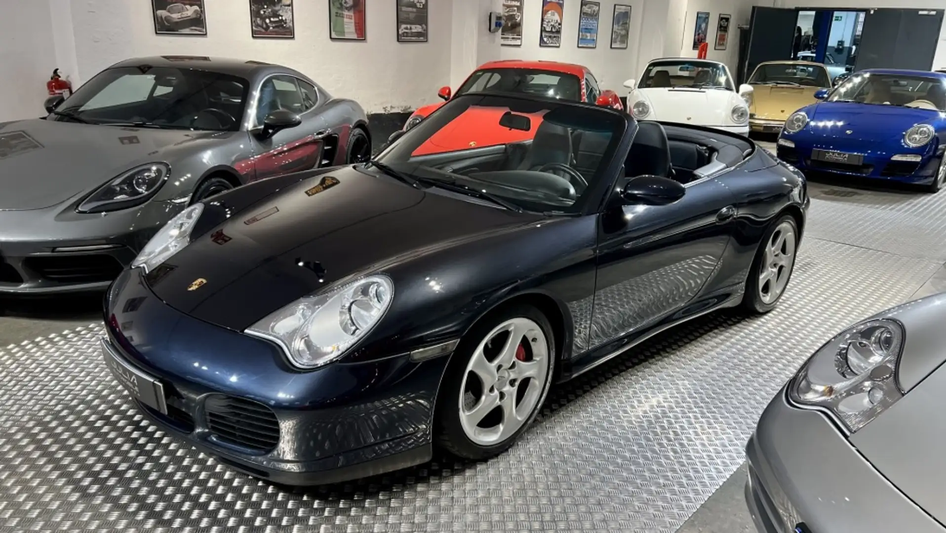Porsche 996 Carrera 4S Cabrio Gris - 2