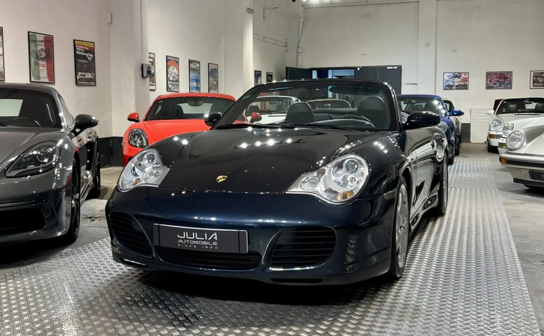 Porsche 996 Carrera 4S Cabrio Grau - 1