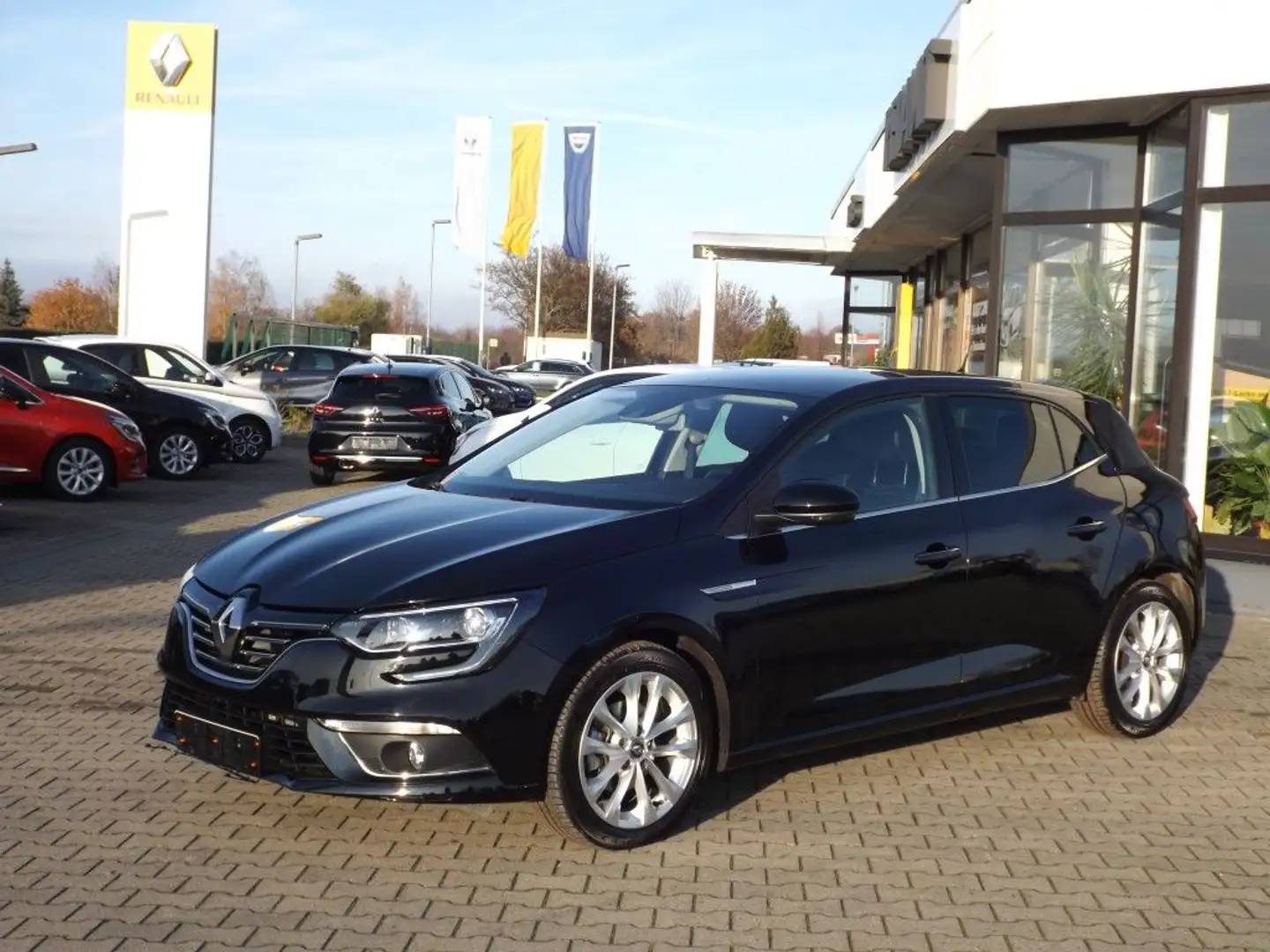 Renault Megane ENERGY TCe 130 INTENS Schwarz - 1