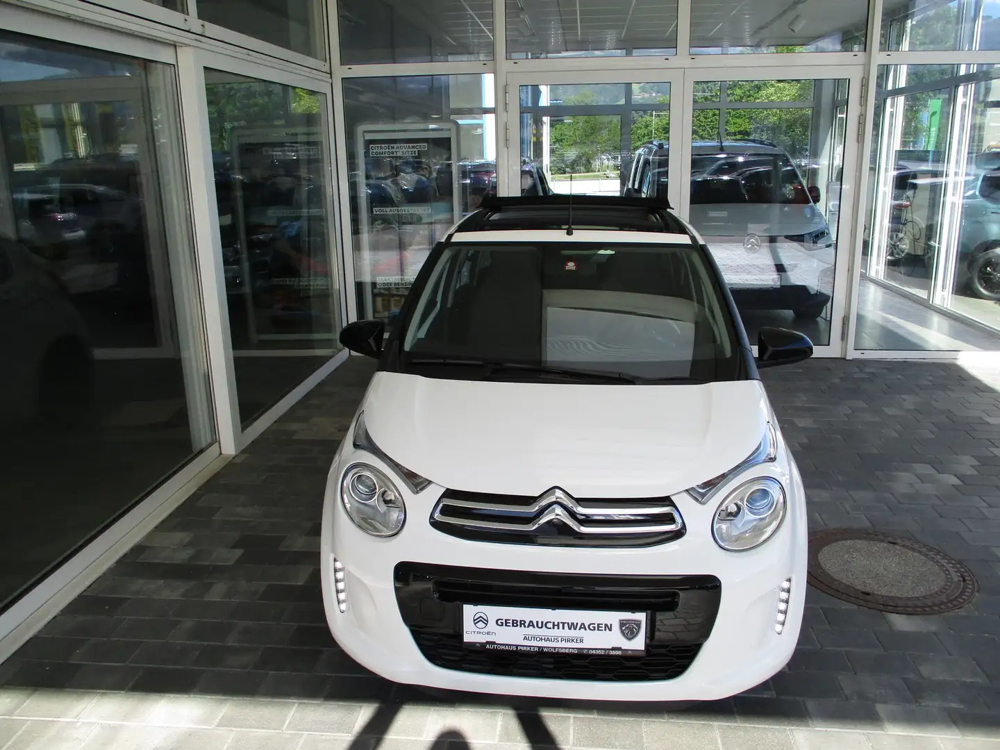 Citroen C1 Airscape VTi 82 Shine Weiß - 2