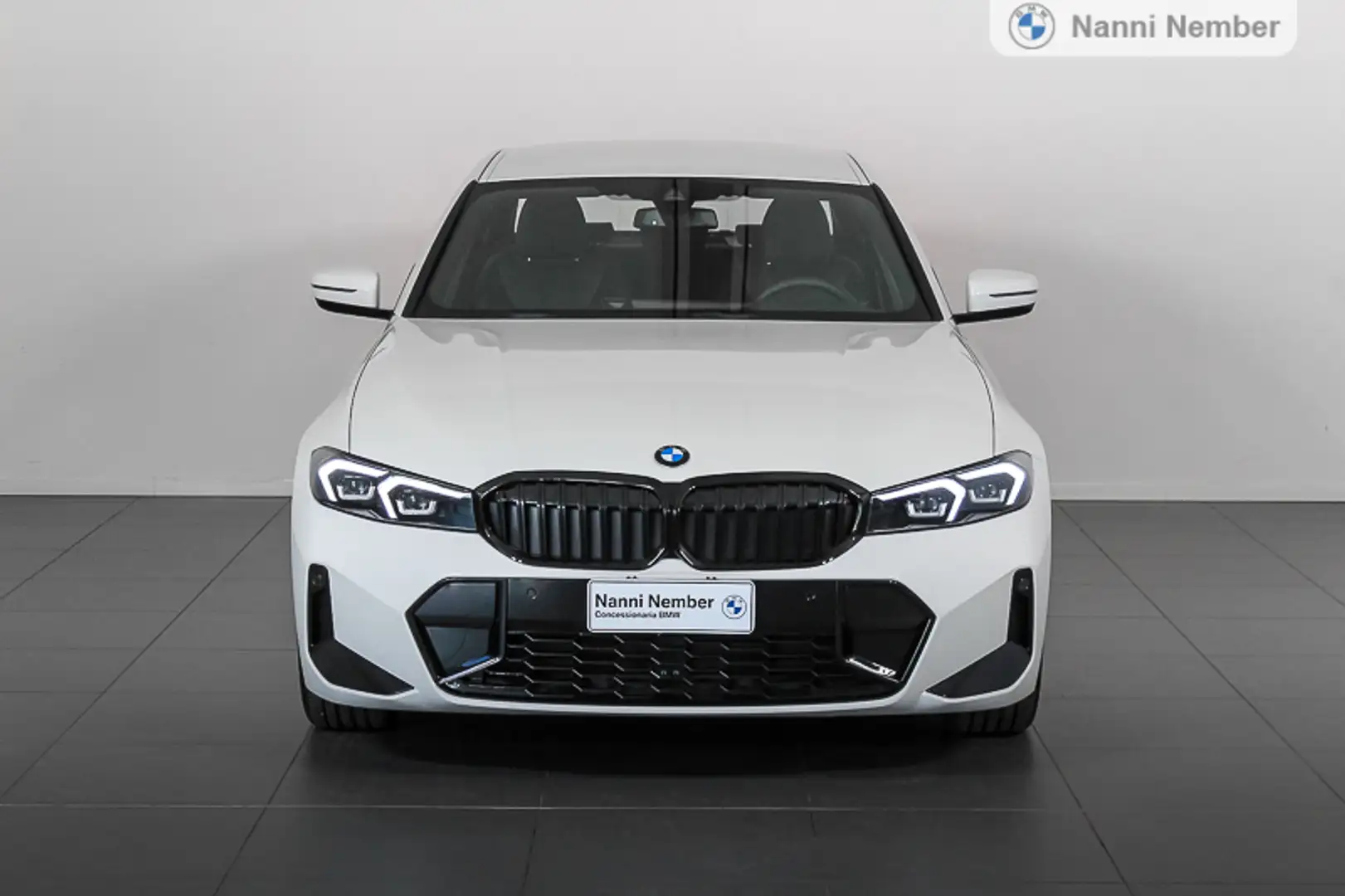 BMW 318 i Berlina MSPORT Bianco - 2