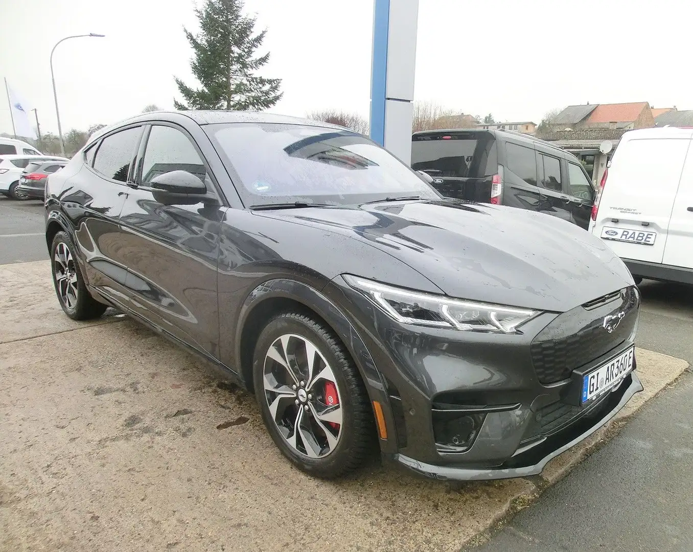 Ford Mustang Mach-E GT/Panoramadach/B&O/360Kamera Šedá - 2