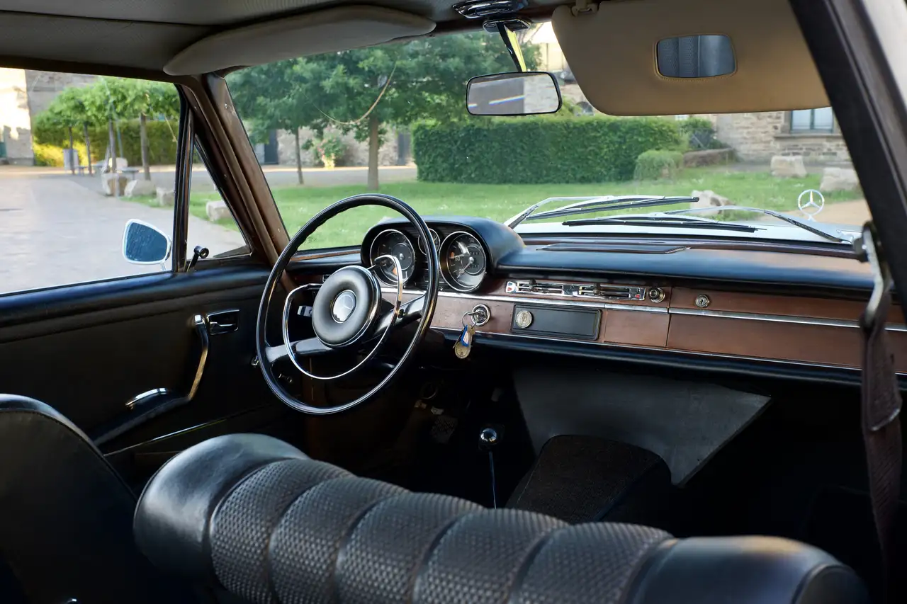 Mercedes-Benz 250 SE, foto 8