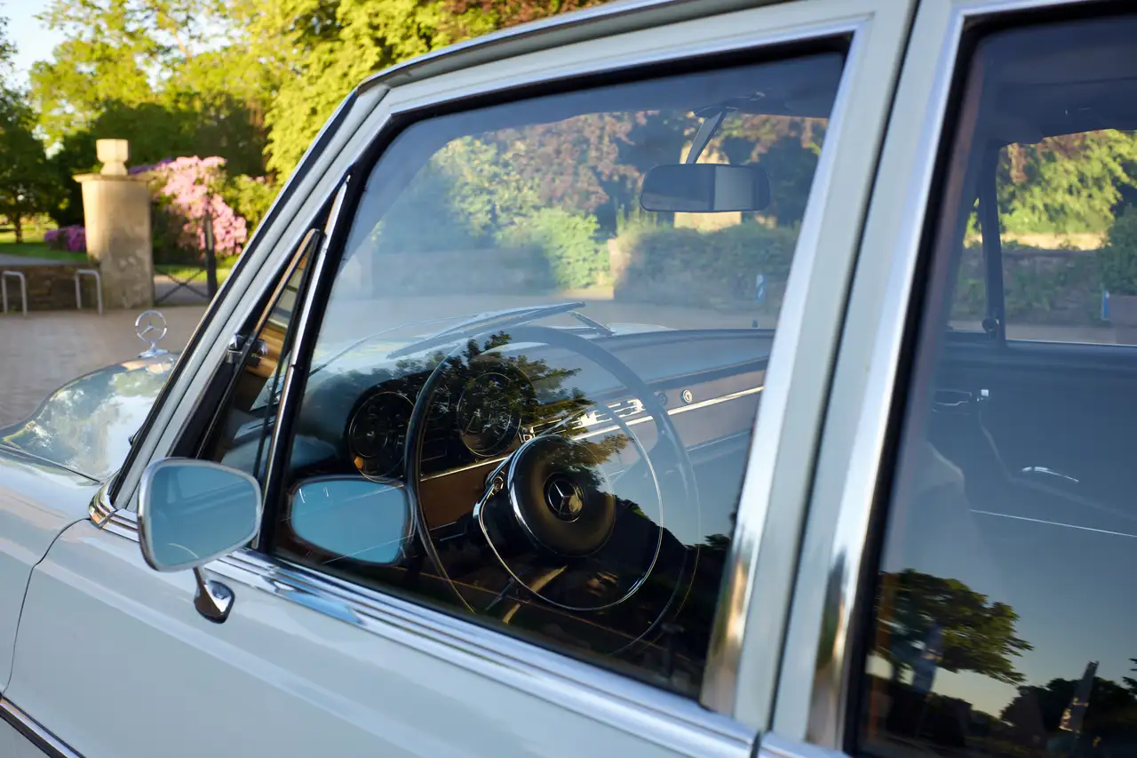 Mercedes-Benz 250 SE, foto 12