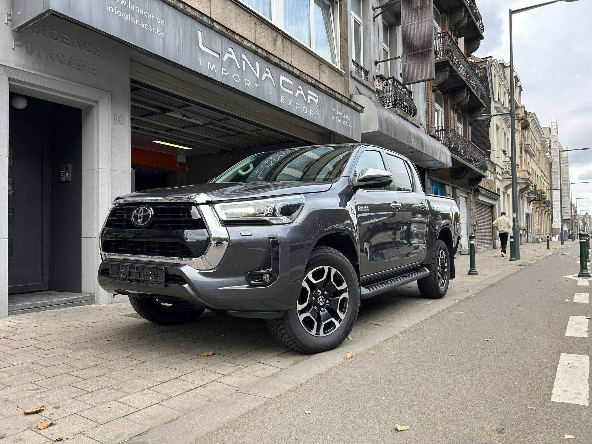 Toyota Hilux
