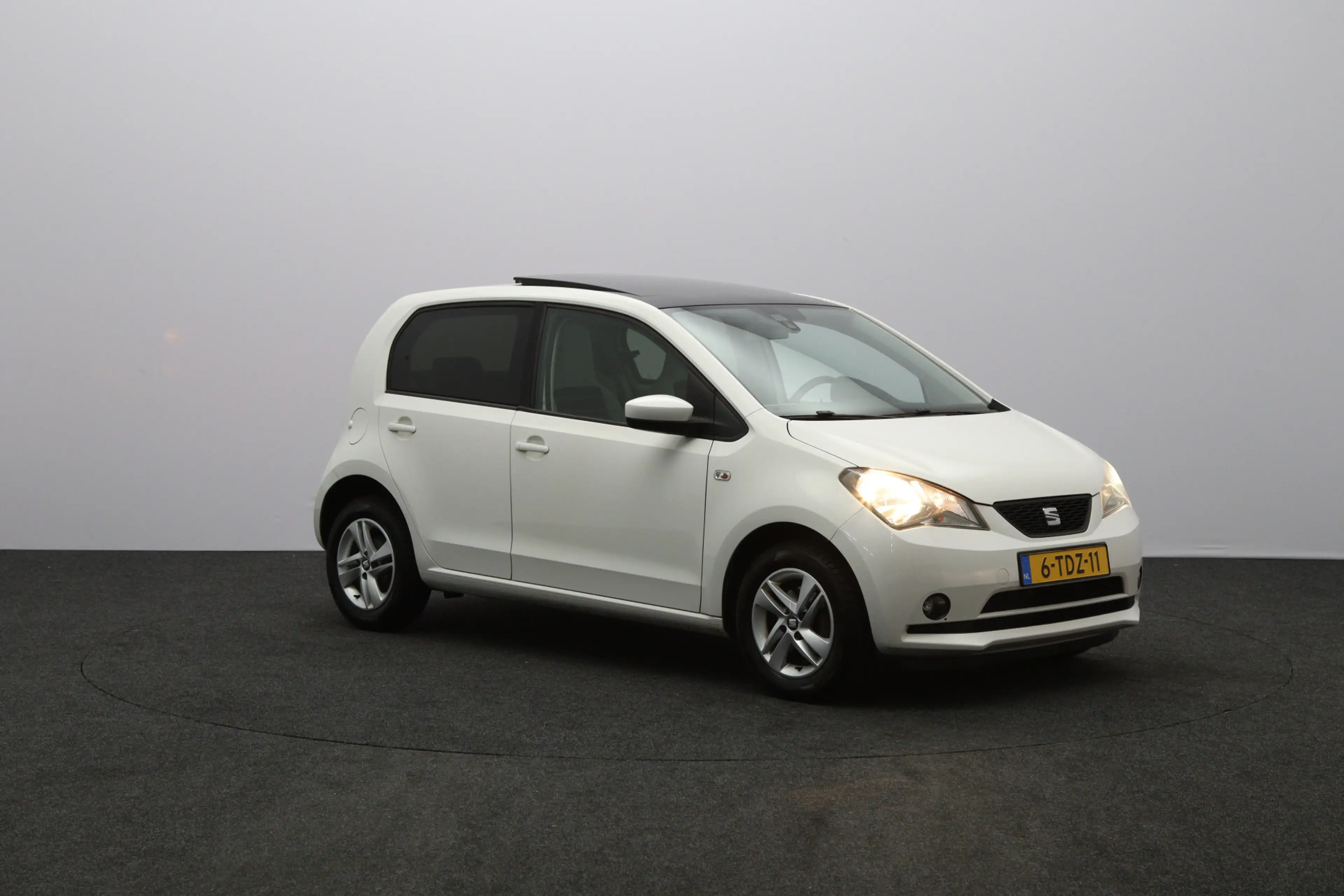 SEAT Mii 1.0 Automaat Chill Out, Panoramadak, Elek. Ramen, — photo 4