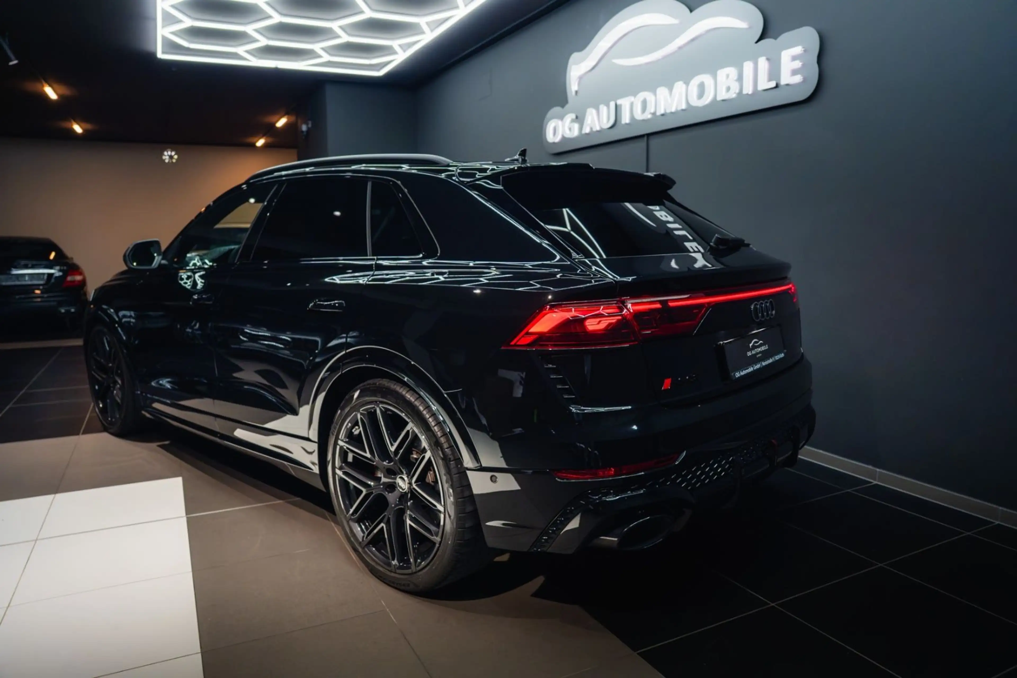 Audi RS Q8 4.0 TFSI quattro*B&O*HU*MASSAGE*360*AHK*UVM — photo 7