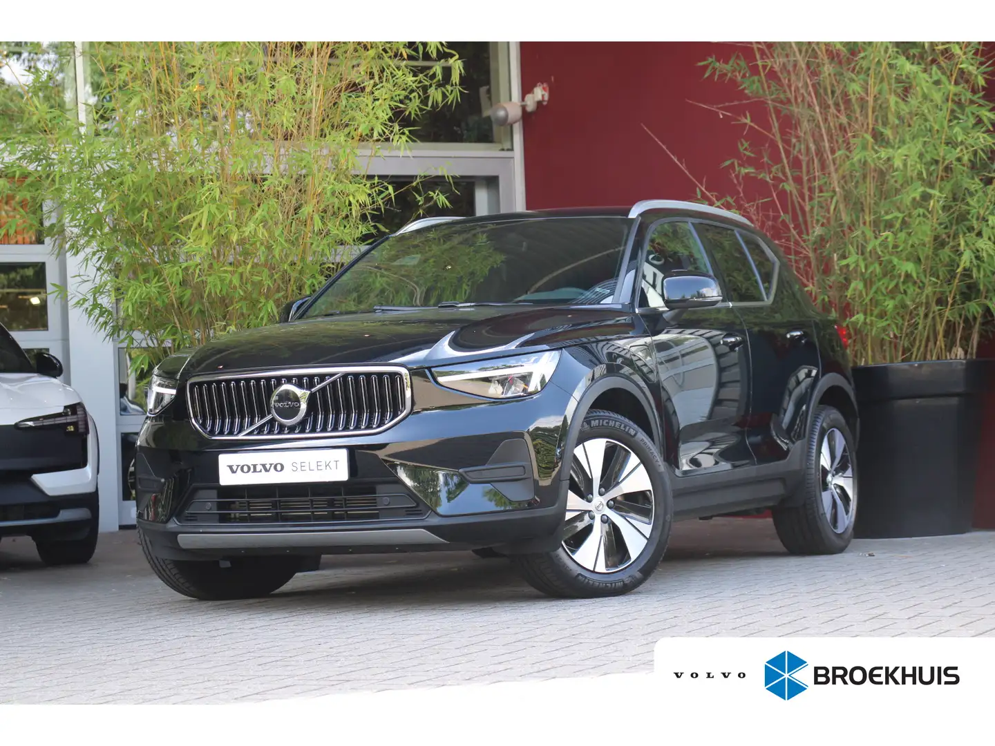 Volvo XC40 1.5 T4 Recharge Inscription Expression | Camera | Schwarz - 1