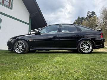 CDX 2,5i V6