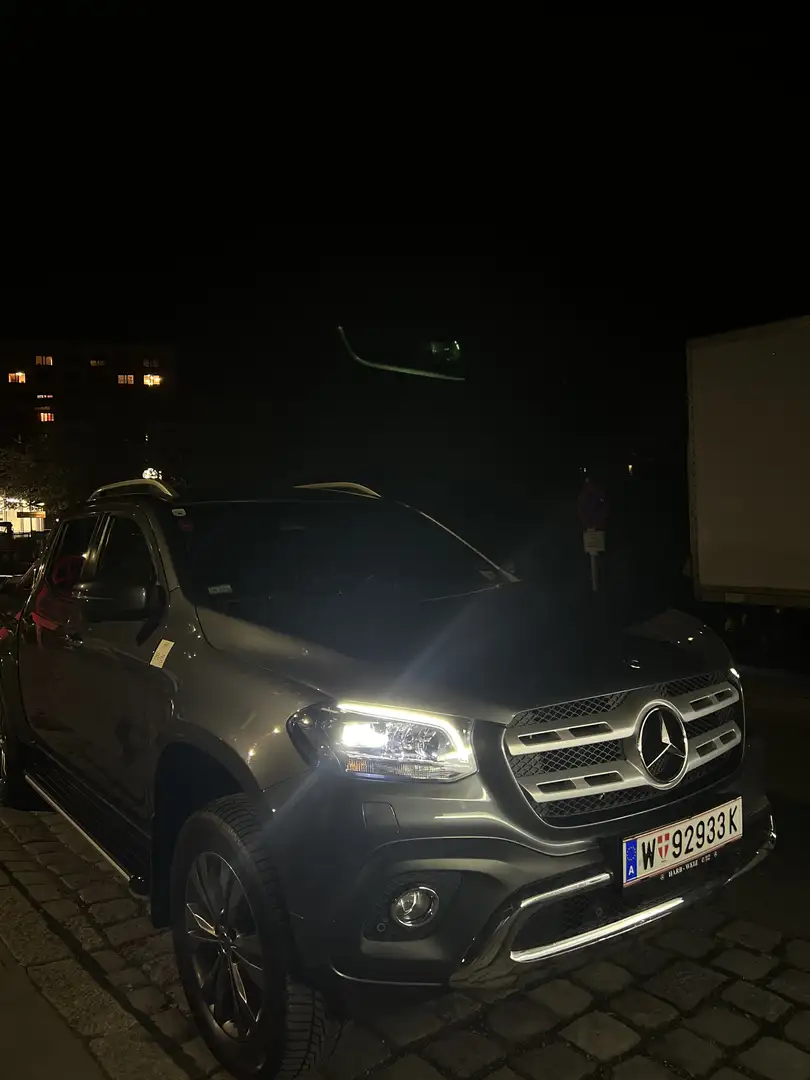 Mercedes-Benz X 250 Mercedes-Benz X-Class X250d 4Matic Power Edition Grau - 1
