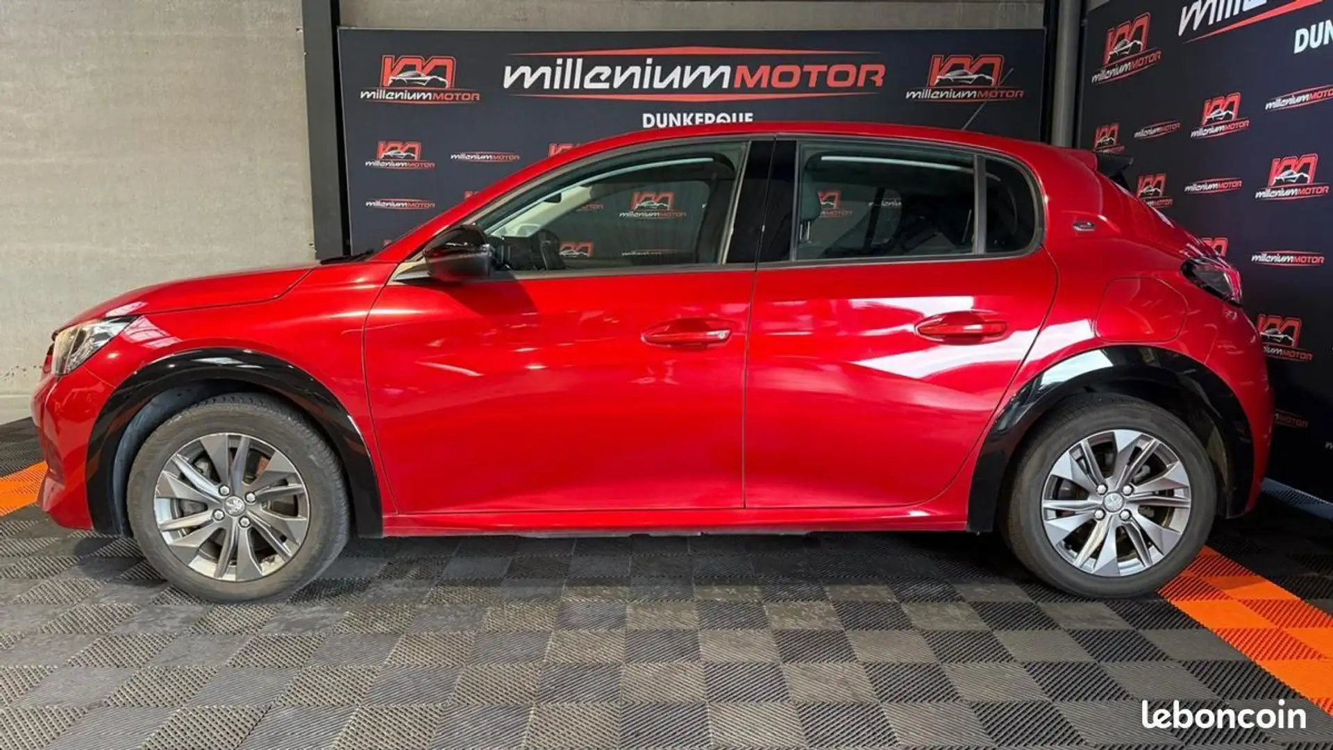 Peugeot 208 e allure 136 cv -garantie 6 mois Rouge - 2