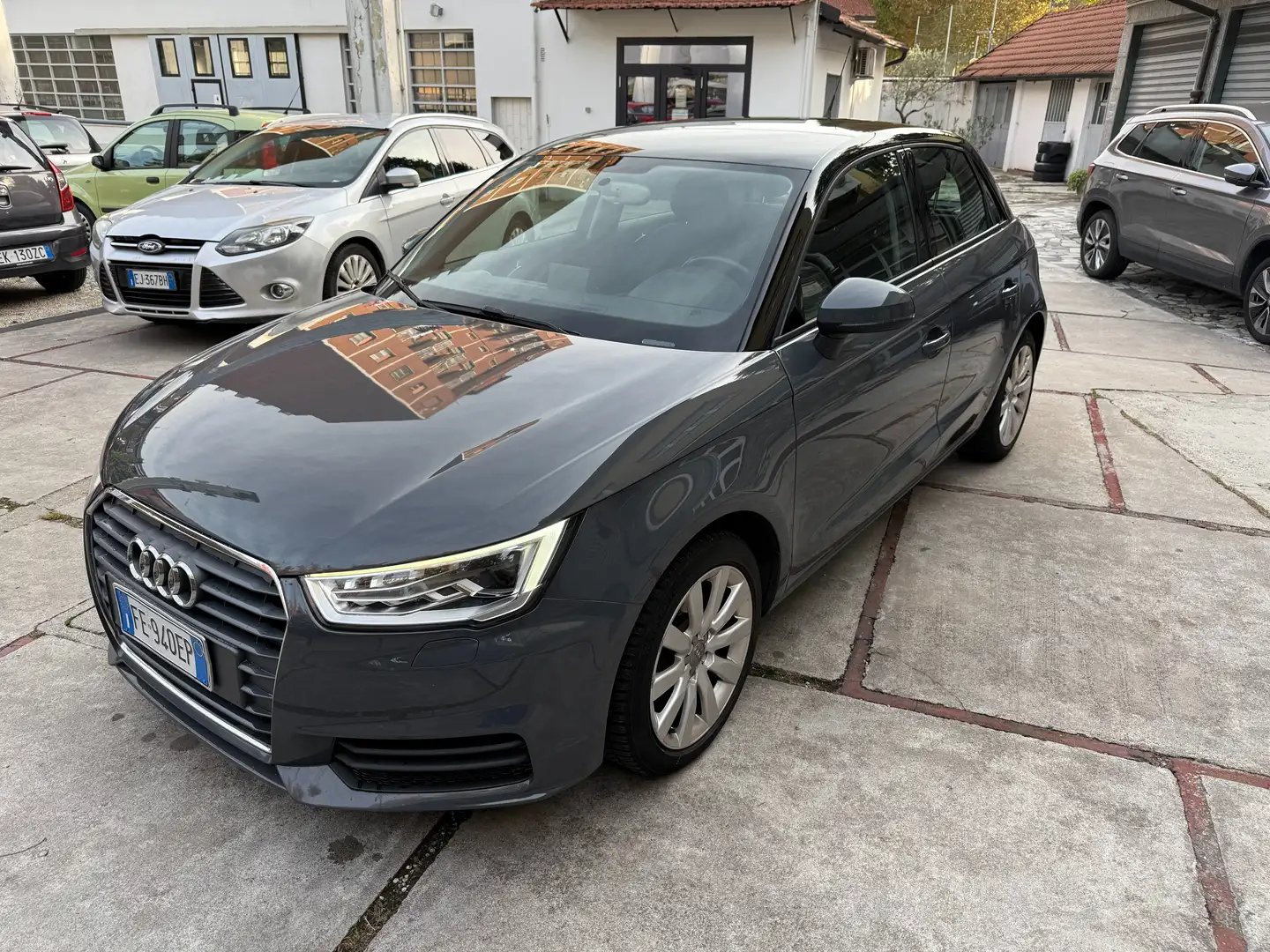 Audi A1 A1 I 2015 Sportback Sportback 1.6 tdi Admired Grigio - 1