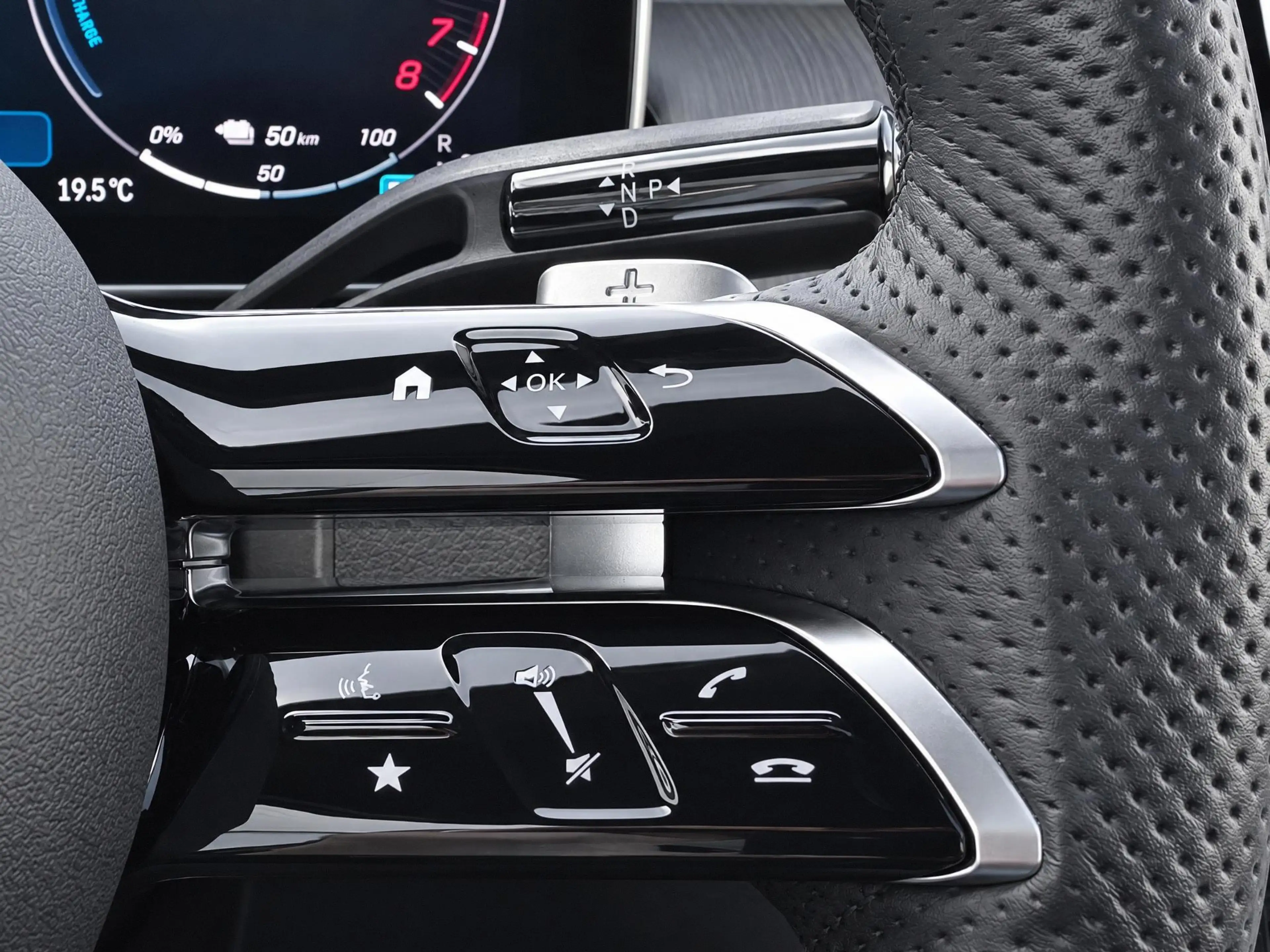 Mercedes-Benz GLC 300 300e 4MATIC Business Line — photo 6