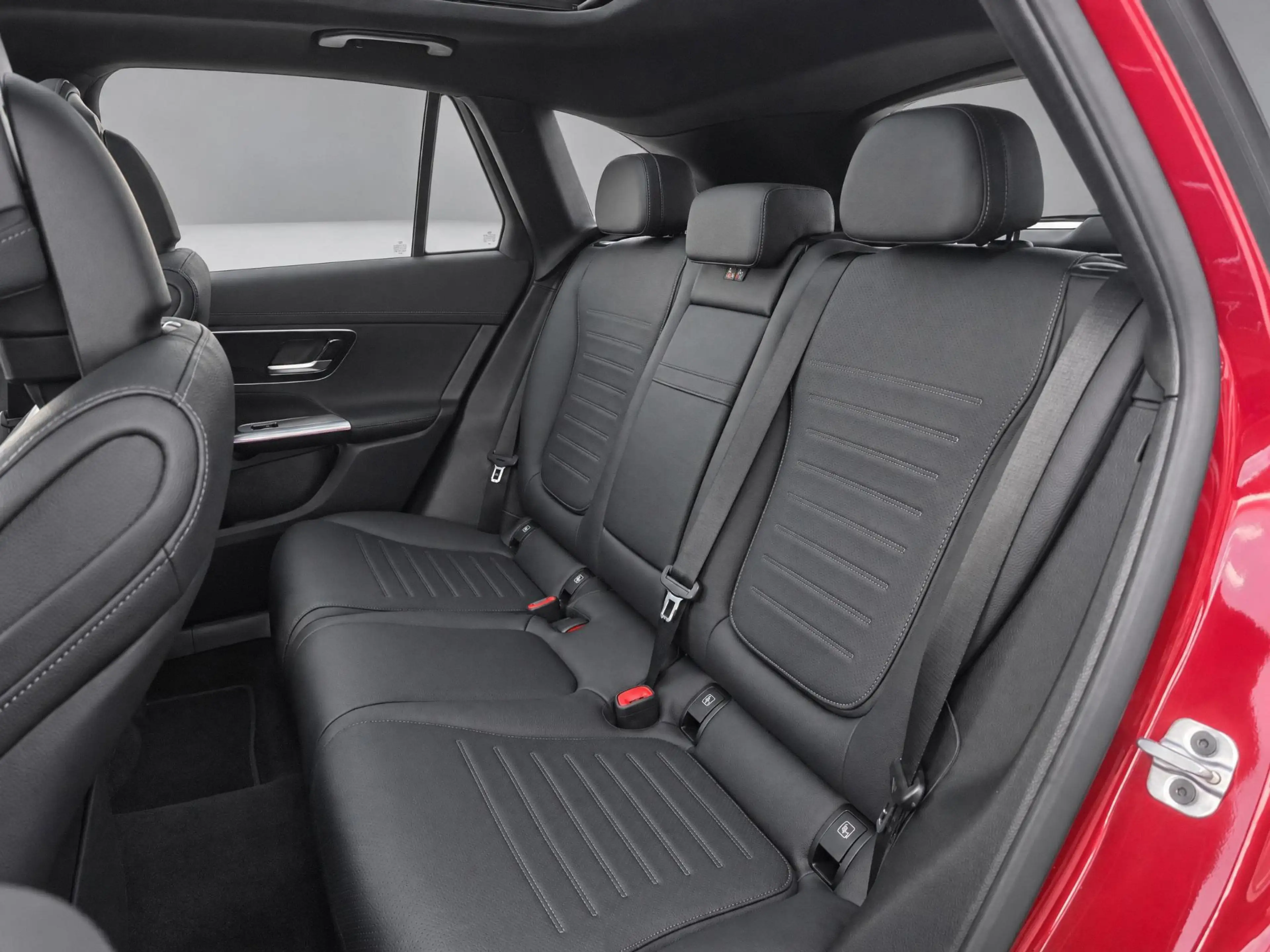 Mercedes-Benz GLC 300 300e 4MATIC Business Line — photo 9