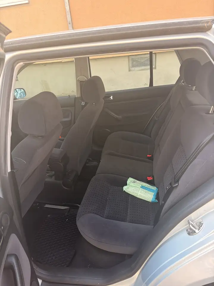 Volkswagen Golf 1.4 Comfortline, foto 4