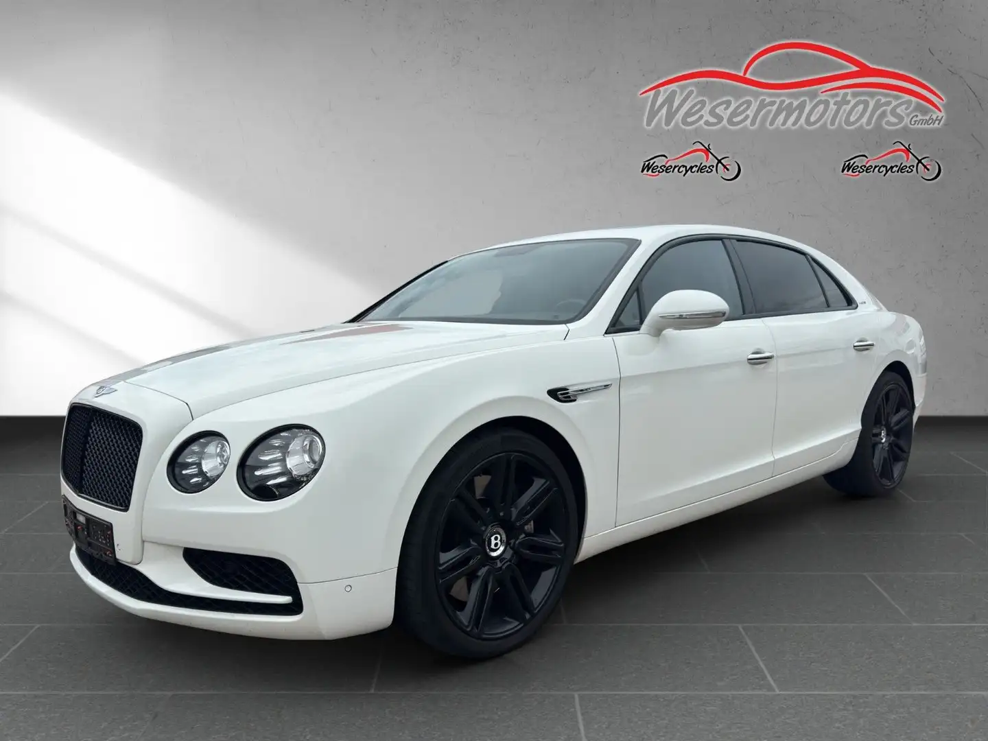 Bentley Flying Spur Weiß - 1