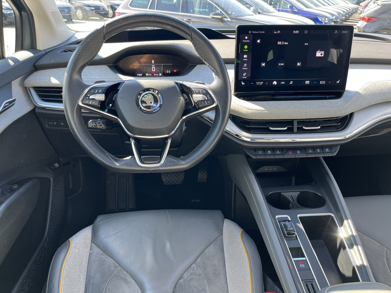 Skoda Enyaq 82kWh WäPu AHK PANO HeadUp Navi ACC LED RFK SHZ L — photo 14