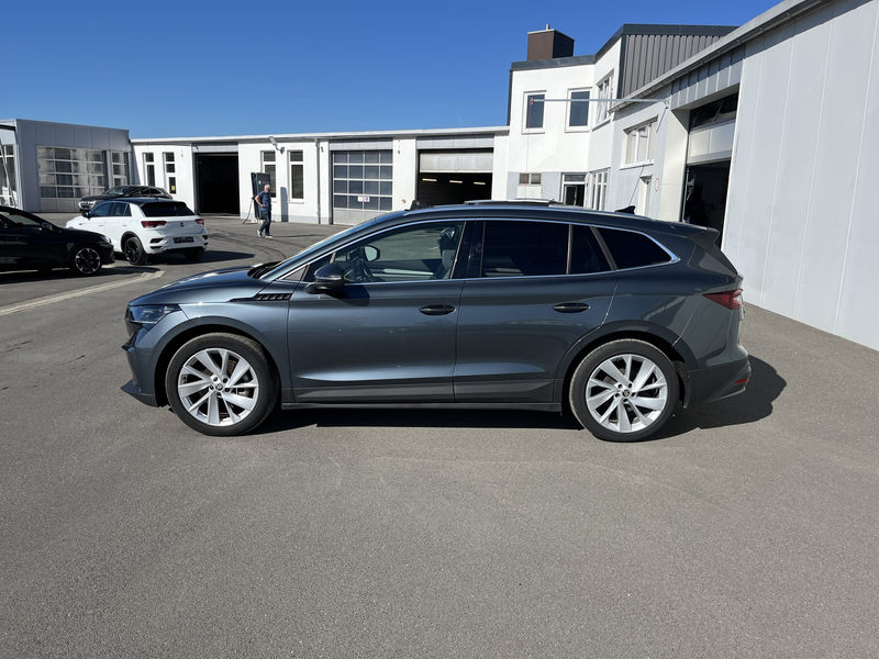 Skoda Enyaq 82kWh WäPu AHK PANO HeadUp Navi ACC LED RFK SHZ L — photo 3
