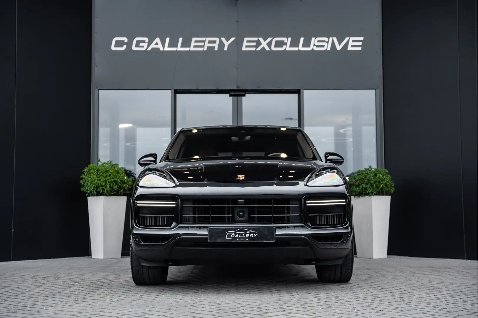 Porsche Cayenne Coupé 4.0 Turbo S E-Hybrid - Sport Chrono Plus | K Noir - 2
