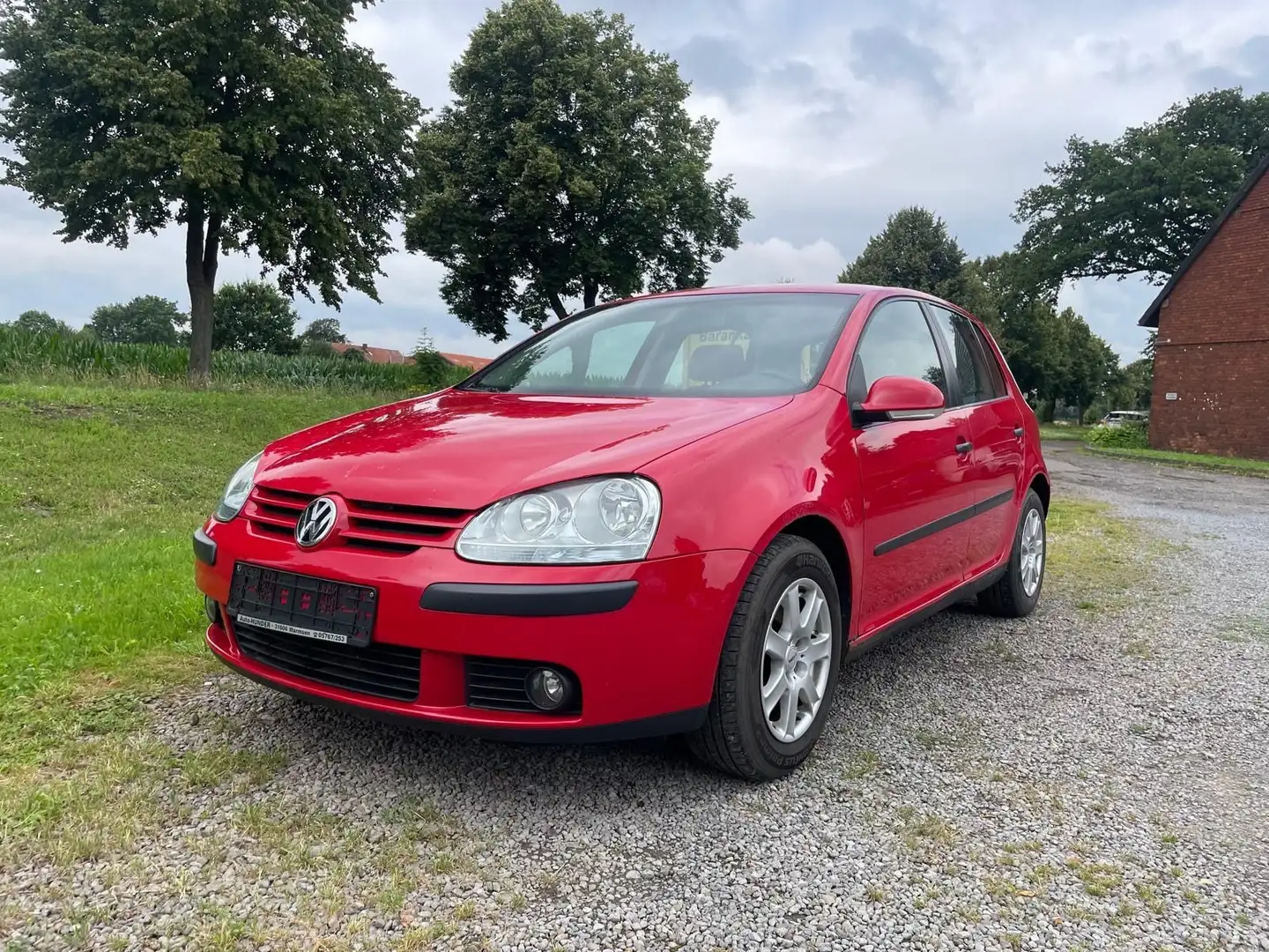 Volkswagen Golf V 1.4 Lim. Trendline*55KW*Klima*NUR EXPORT! Rojo - 1