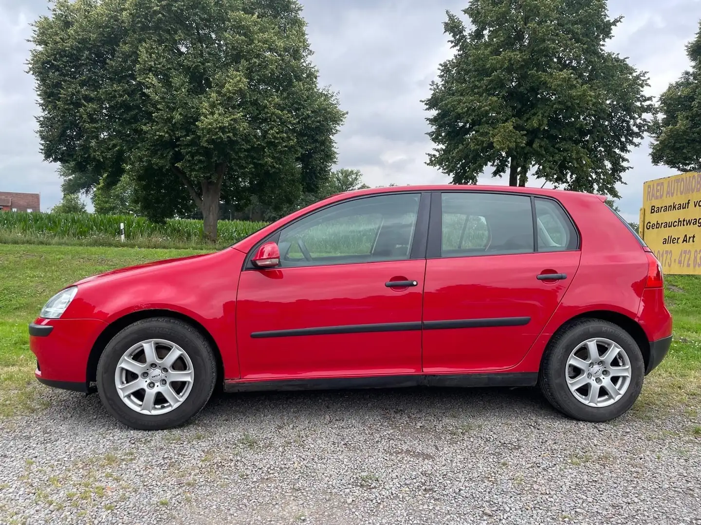 Volkswagen Golf V 1.4 Lim. Trendline*55KW*Klima*NUR EXPORT! Rojo - 2