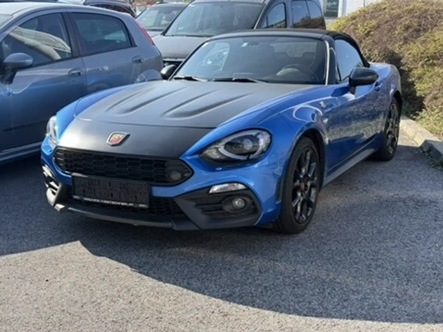 Abarth 124 Spider Abarth 124 Spider Aut. Blau - 1