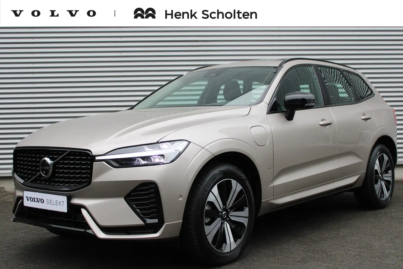 Volvo XC60 T6 Plug-in Hybrid AWD Plus Dark | Verwarmbare Voor Grigio - 1