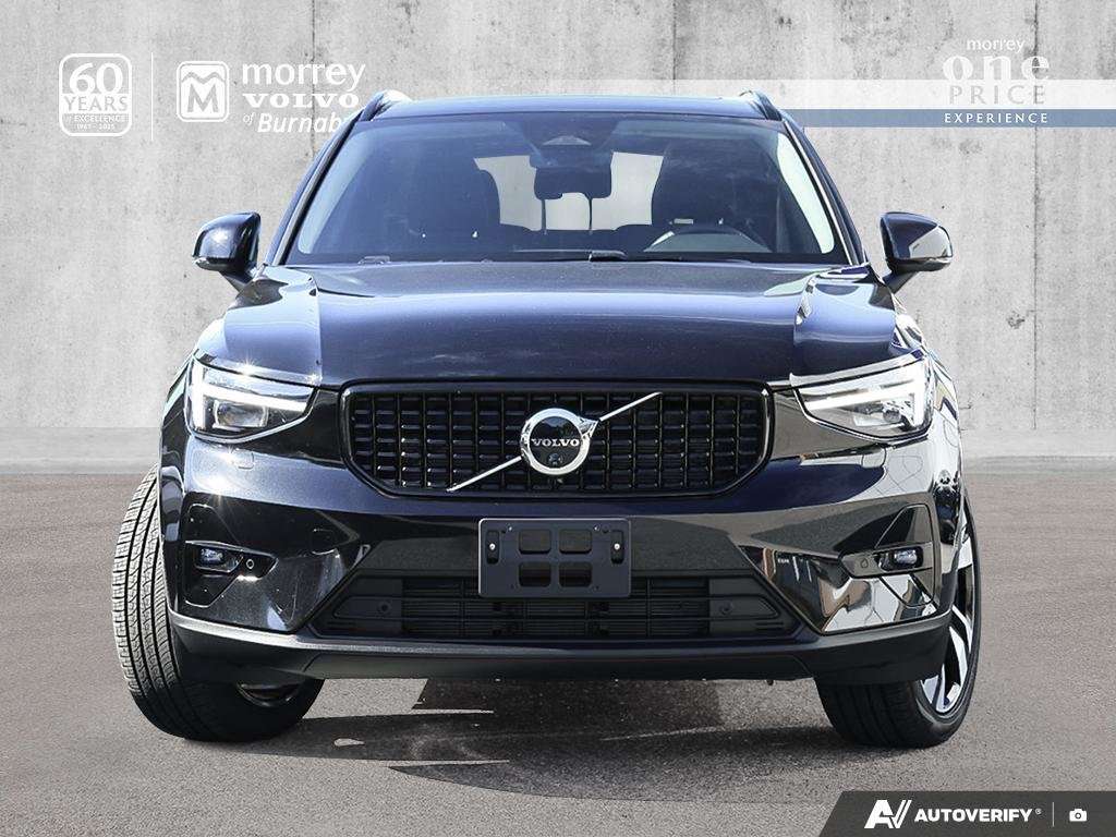 2026 Volvo XC40 Ultra // Black on Black NO ACCIDENTS | LOCAL BC / — photo 2