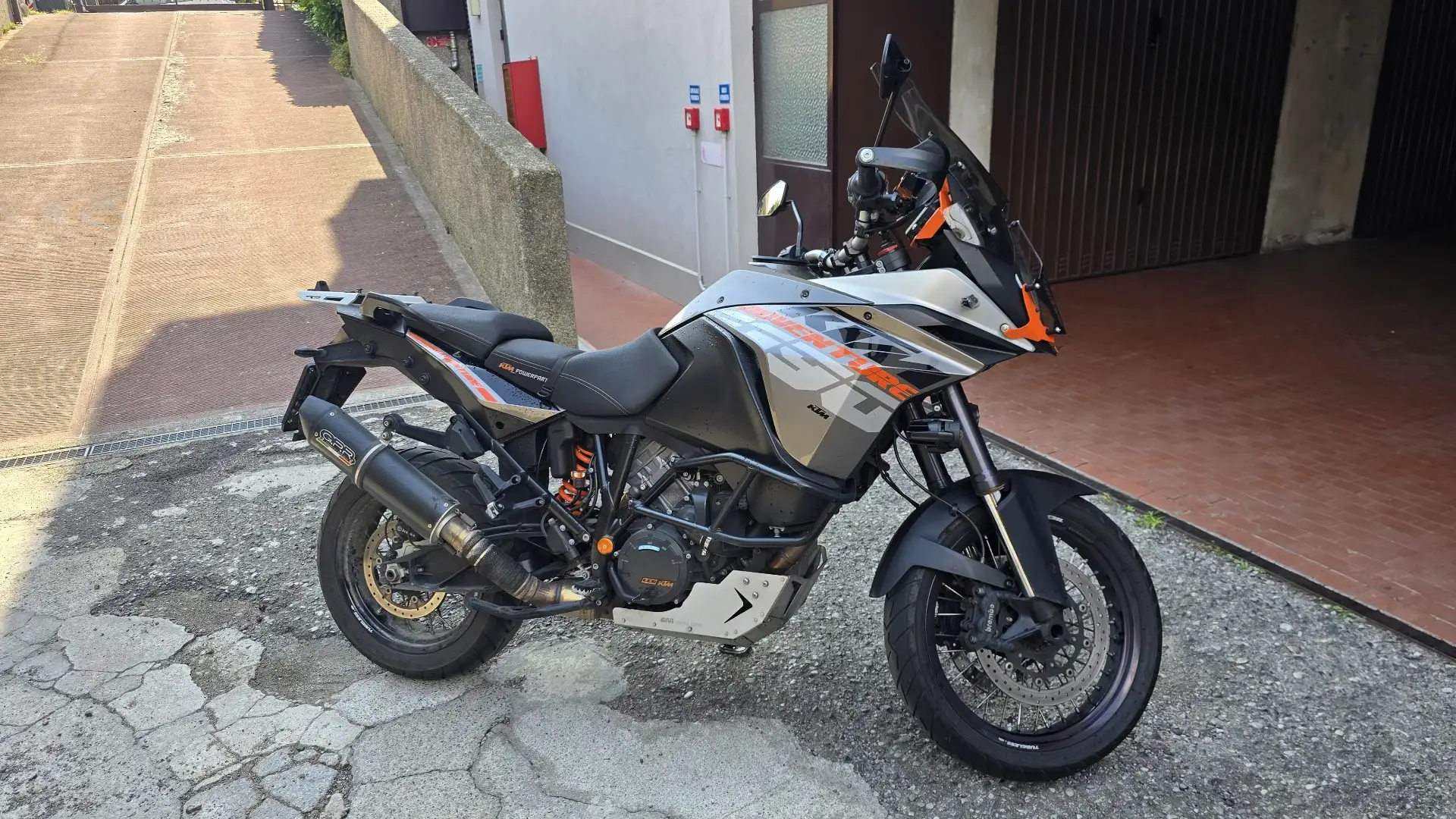 KTM 1190 Adventure Grigio - 2