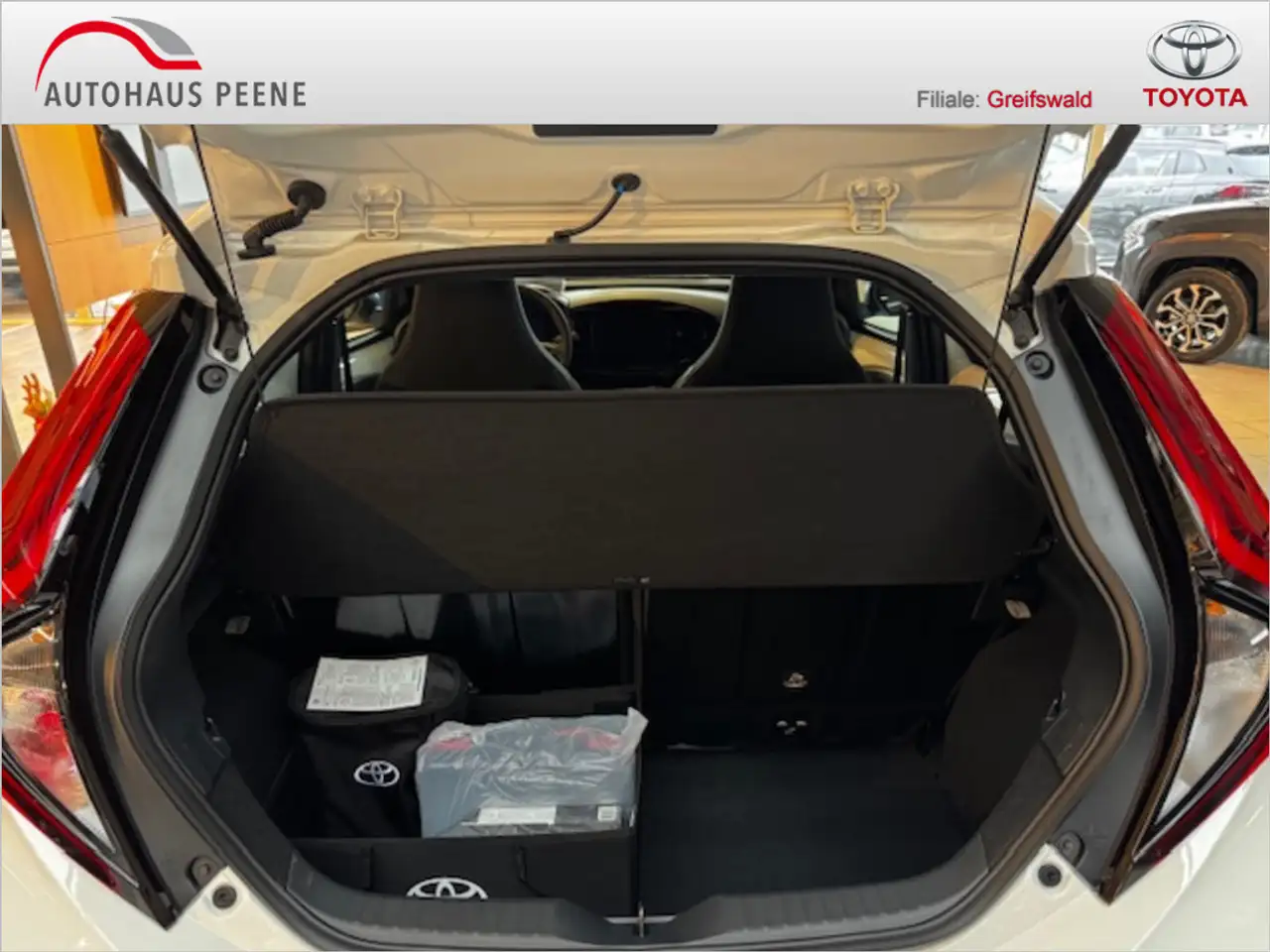 Toyota Aygo X 1.5l Hybrid Pure 11