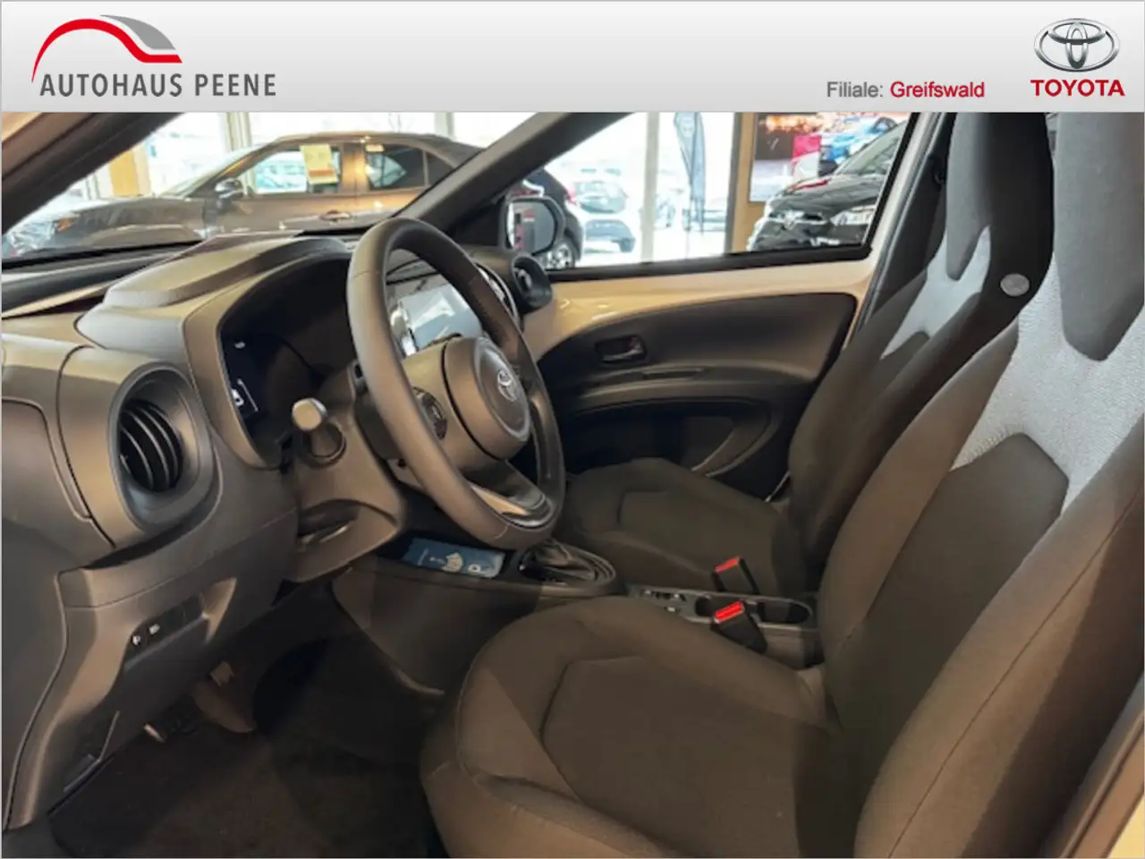 Toyota Aygo X 1.5l Hybrid Pure 13