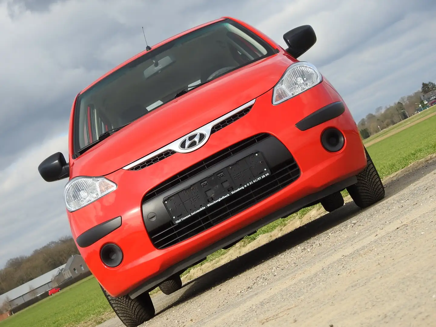Hyundai i10 RedPepper mit 31869km,77PS & Ganzjahresreifen!! Piros - 2