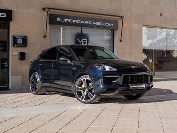 E-Hybrid Platinum Edition Coupé Aut.