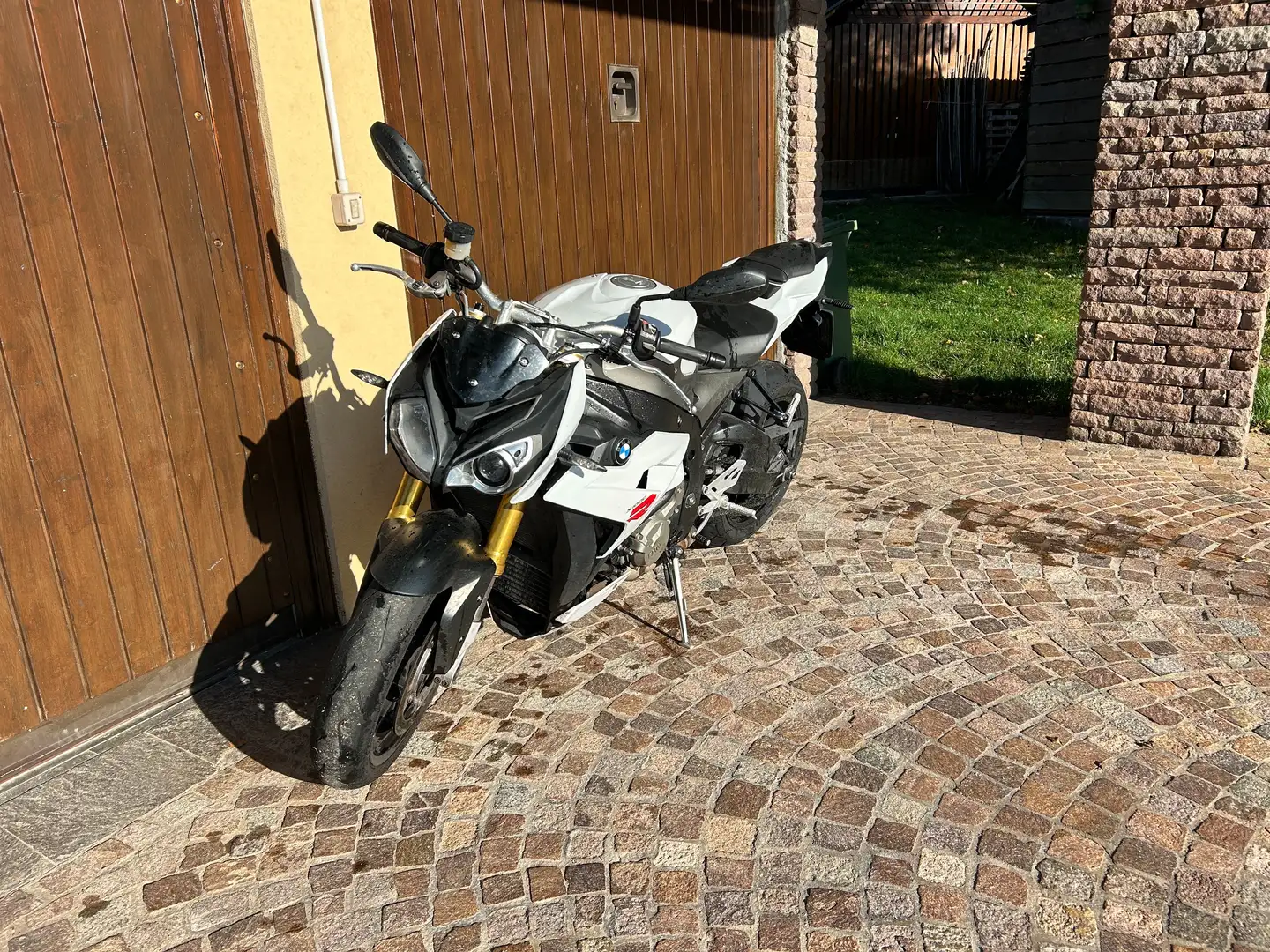 BMW S 1000 R Alb - 2