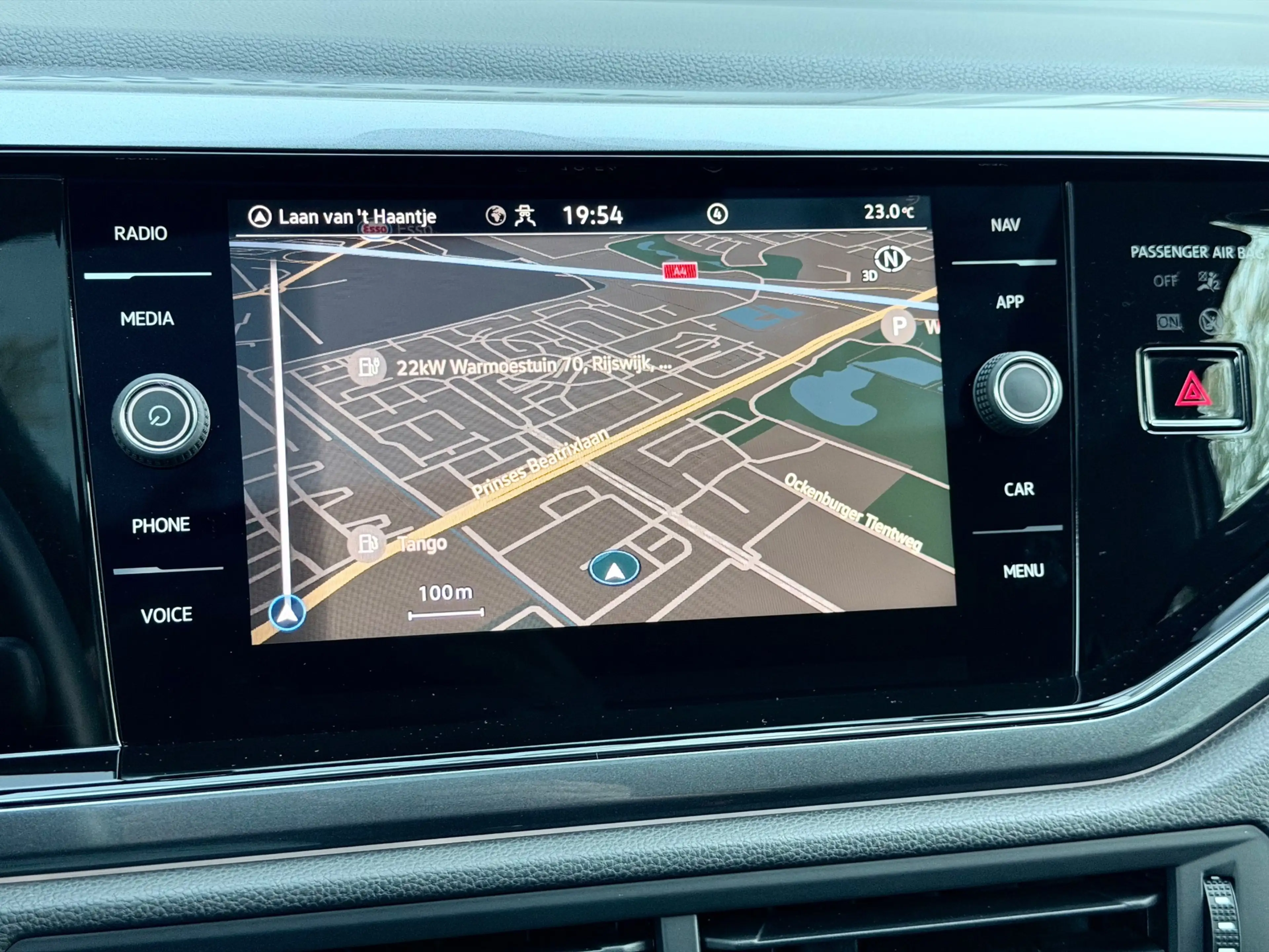 Volkswagen Taigo 1.5 TSI Style Pano/Beats/Camera — photo 18