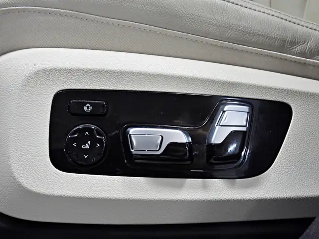 BMW X6 view 12