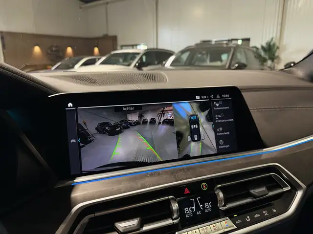BMW X5 view 23
