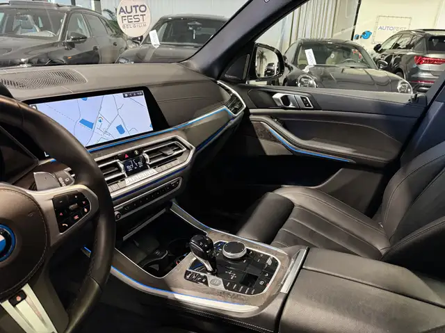 BMW X5 Xdrive45e view 14