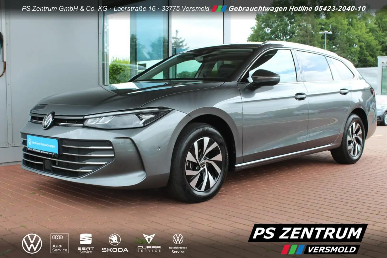 Volkswagen Passat Variant 1.5 eTSI DSG Business AHK APP NAVI Grau - 2