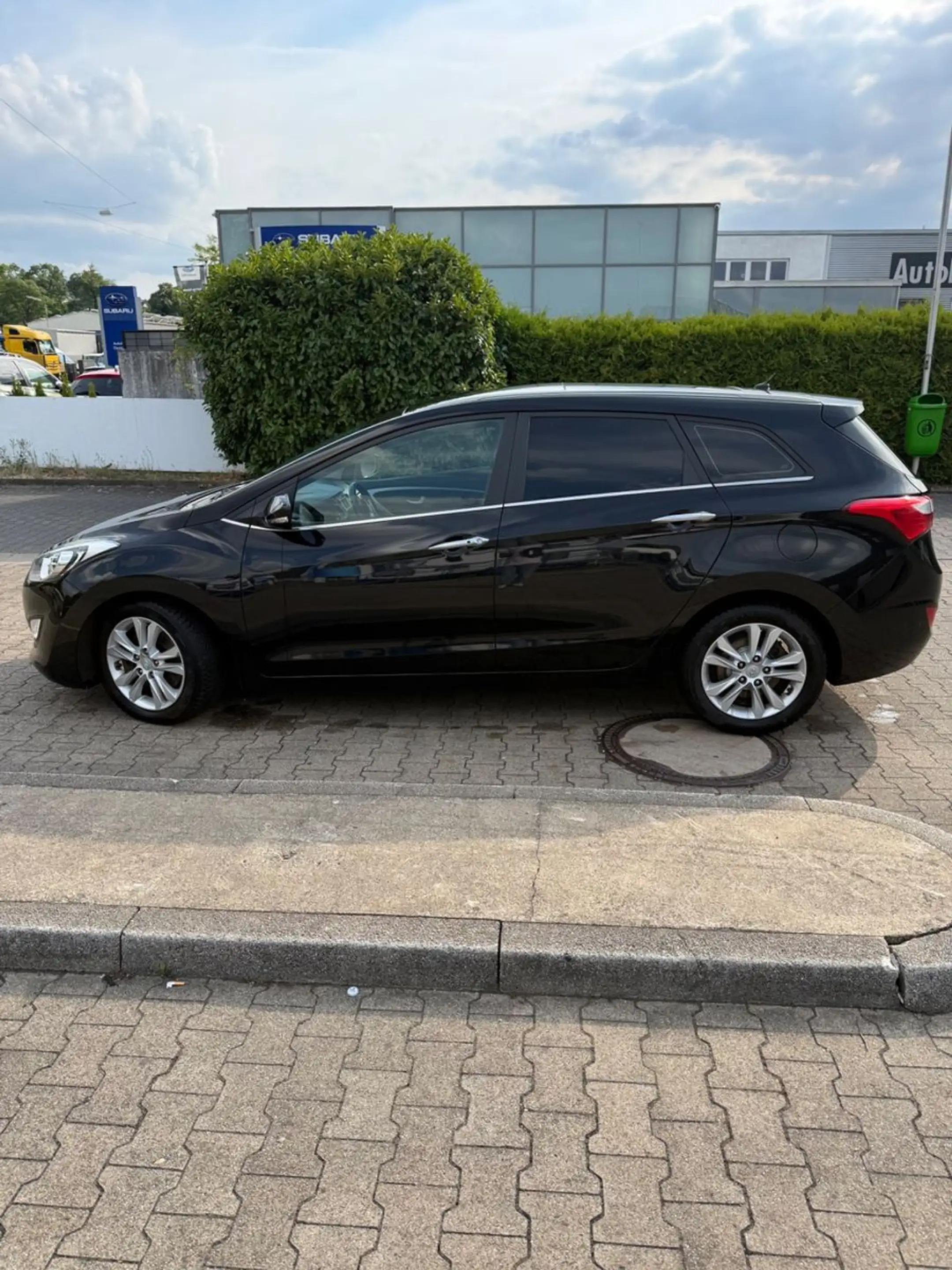 Hyundai i30 AUTO i30 Trend LEDER PANO SHZ — photo 9