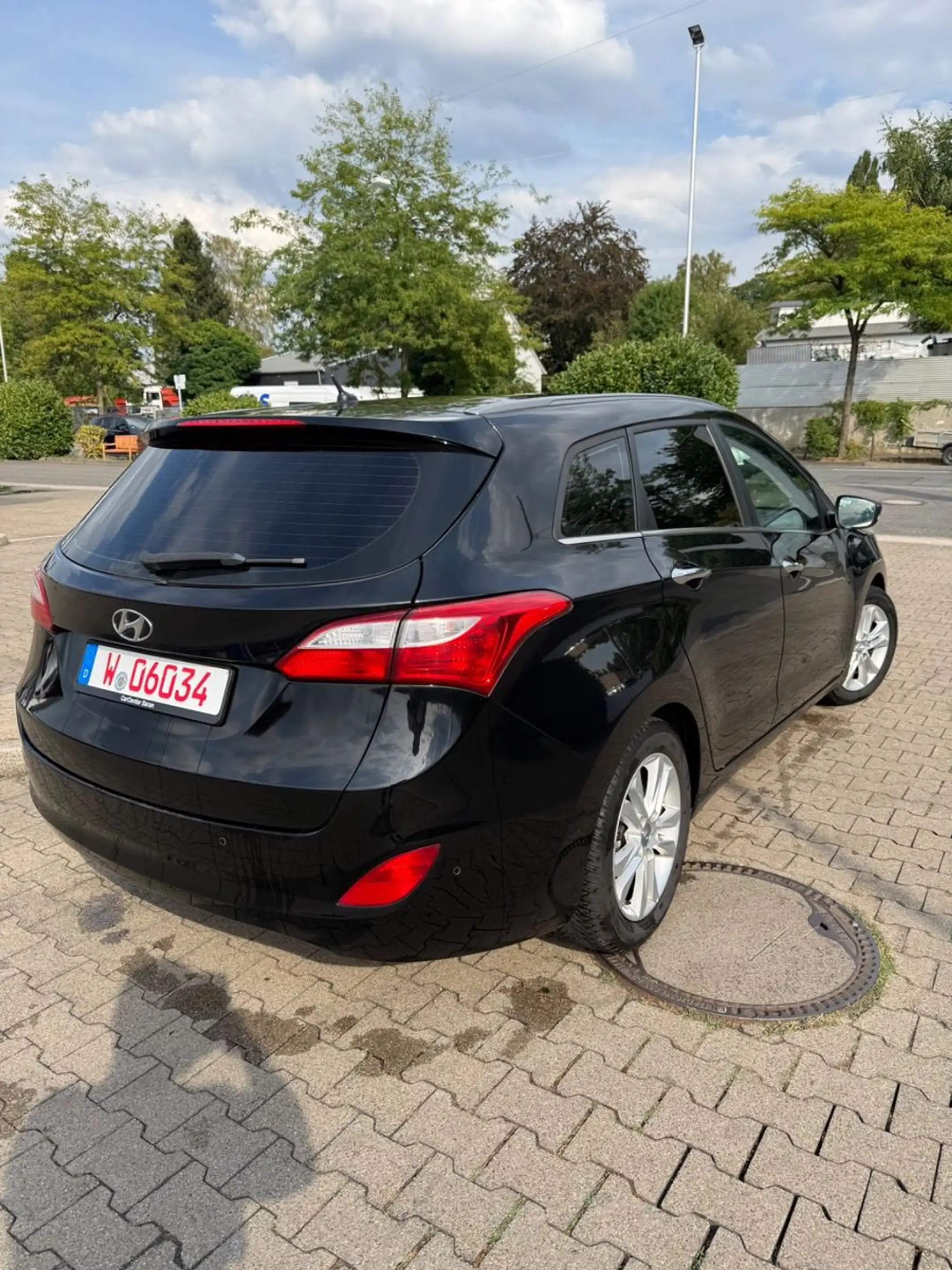 Hyundai i30 AUTO i30 Trend LEDER PANO SHZ — photo 6