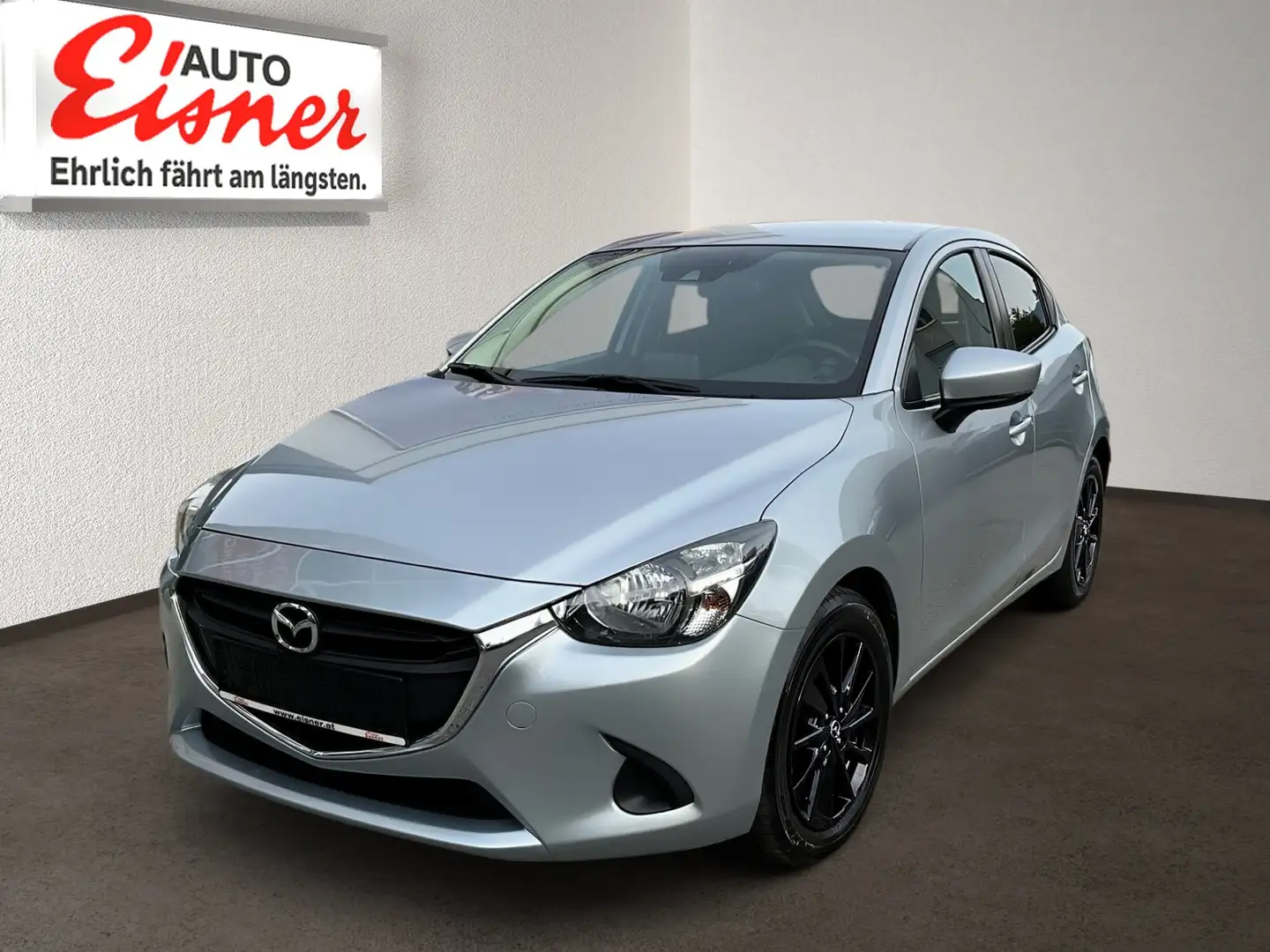 Mazda 2 1.5 SKYACTIV-G 90 Attraction LM SpurH i-stop Silber - 2