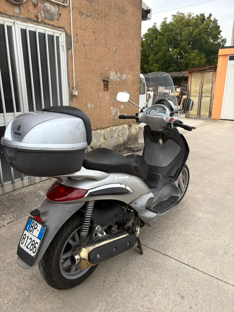 Piaggio Beverly 500 - 2