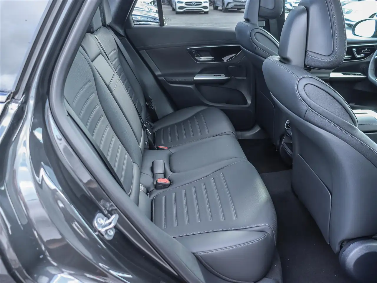 Mercedes-Benz GLC снимка Mercedes-Benz GLC