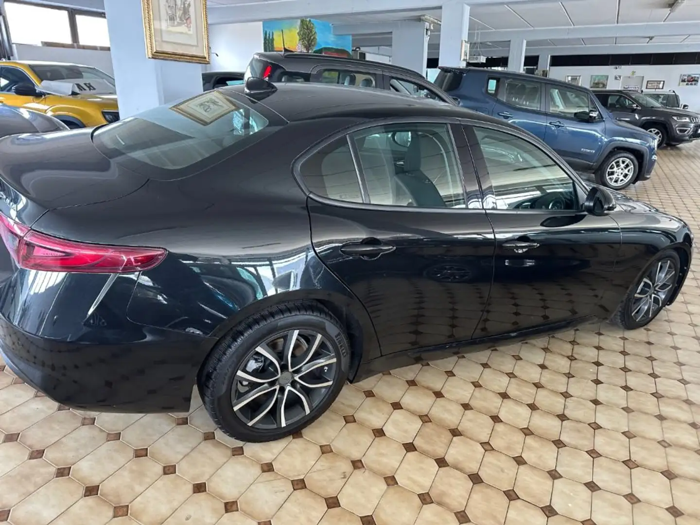 Alfa Romeo Giulia 2.2 Turbodiesel 180 CV AT8 Eco Business Fekete - 2
