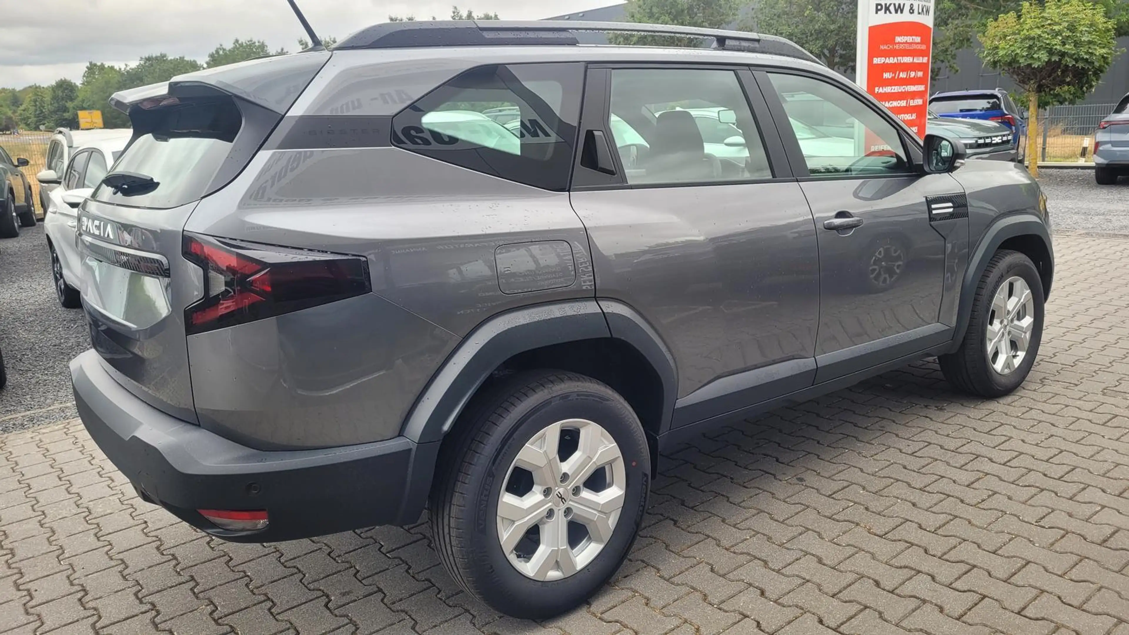 Dacia Bigster TCe 140  TCe140 Hybrid-G*LED*PDC*Cam*17Zoll*SHZ... — photo 4