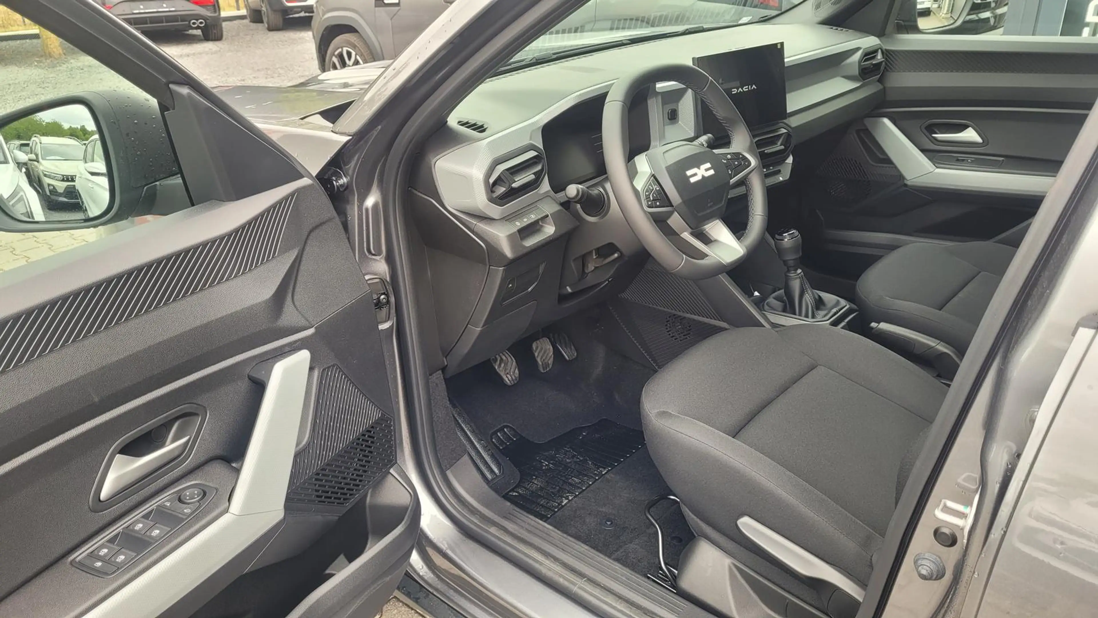 Dacia Bigster TCe 140  TCe140 Hybrid-G*LED*PDC*Cam*17Zoll*SHZ... — photo 7